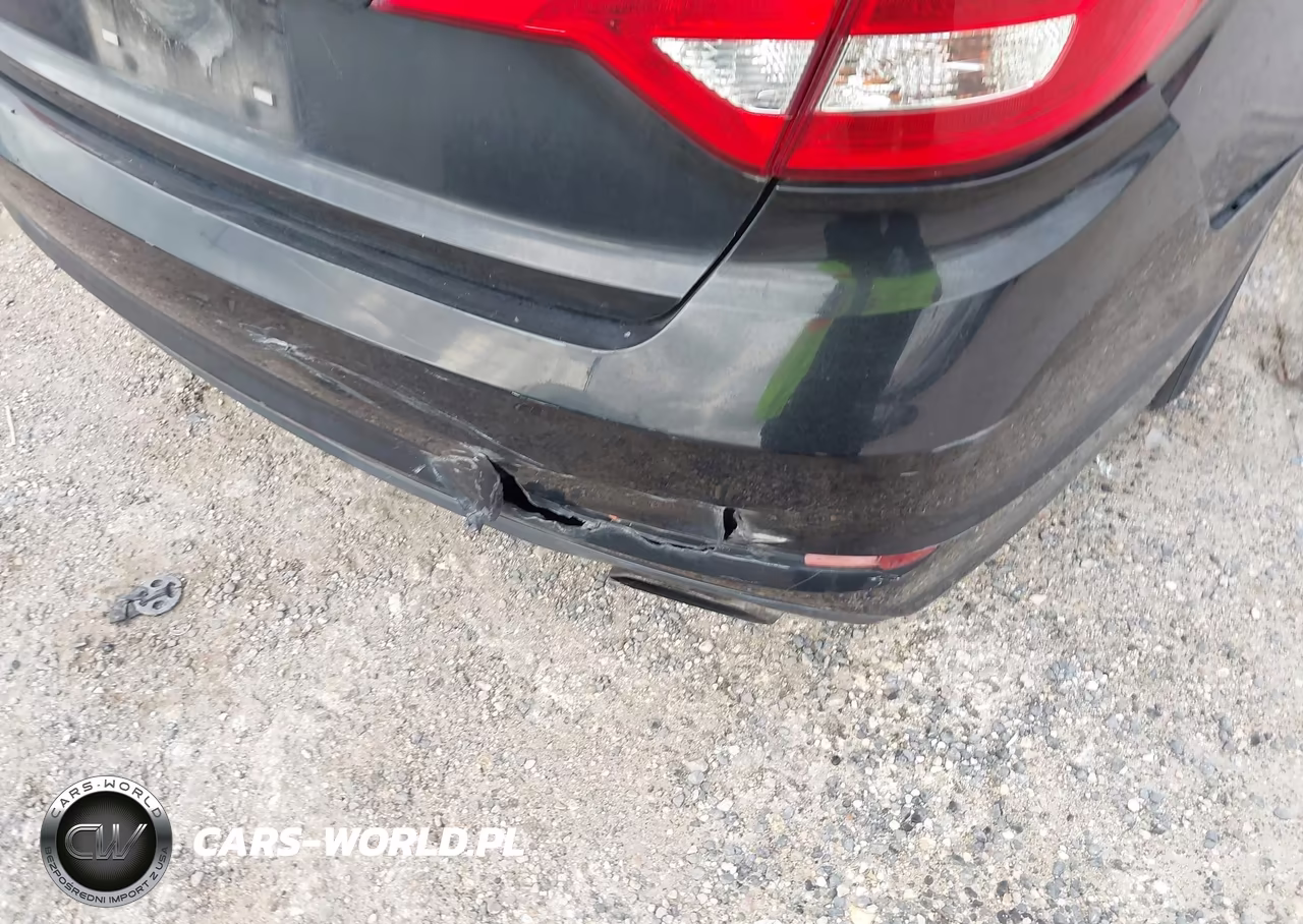 2015 Hyundai Sonata Se VIN:5NPE24AF7FH123123 - 14