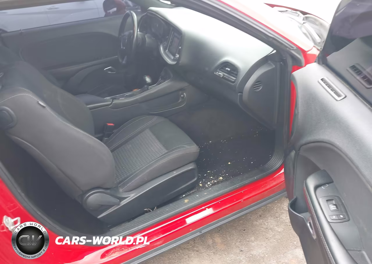 2016 Dodge Challenger Sxt VIN:2C3CDZAG1GH184666 - 5