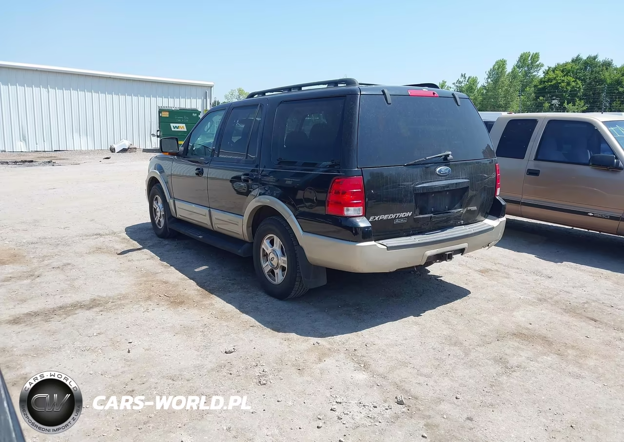 2005 Ford Expedition Eddie Bauer-King Ranch VIN:1FMPU18545LA69476 - 3
