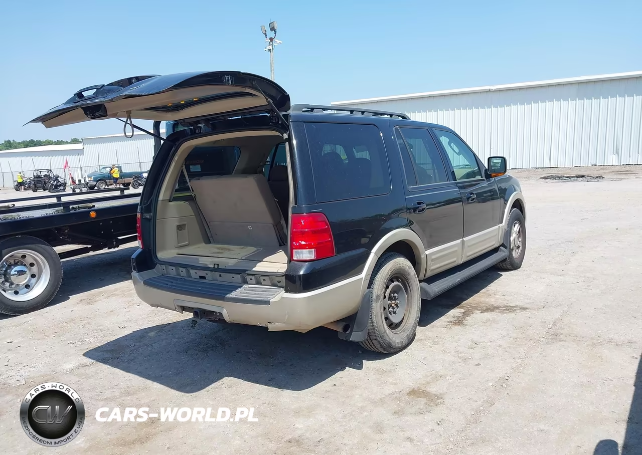 2005 Ford Expedition Eddie Bauer-King Ranch VIN:1FMPU18545LA69476 - 4