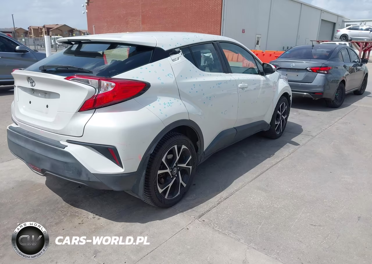 2018 Toyota C-Hr Xle Premium VIN:NMTKHMBX4JR049573 - 4