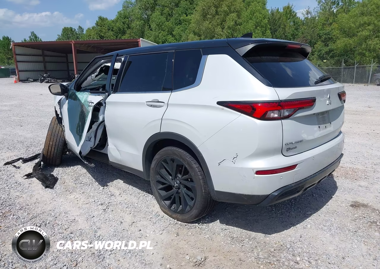 2023 Mitsubishi Outlander Sel 2.5 2Wd-Sel Black Edition 2Wd VIN:JA4J3VA84PZ009619 - 3