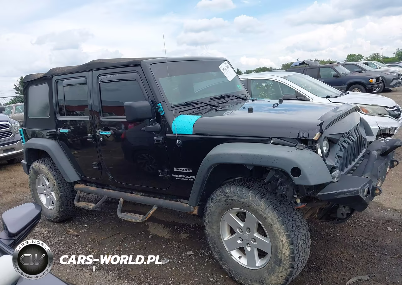 2015 Jeep Wrangler Unlimited Sport VIN:1C4HJWDG0FL688423 - 13