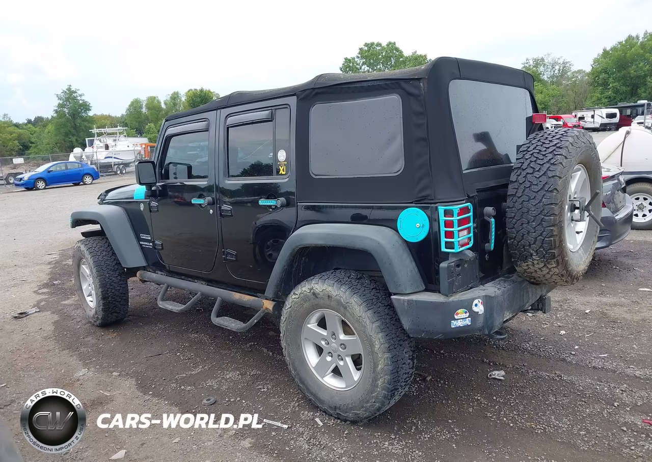 2015 Jeep Wrangler Unlimited Sport VIN:1C4HJWDG0FL688423 - 14