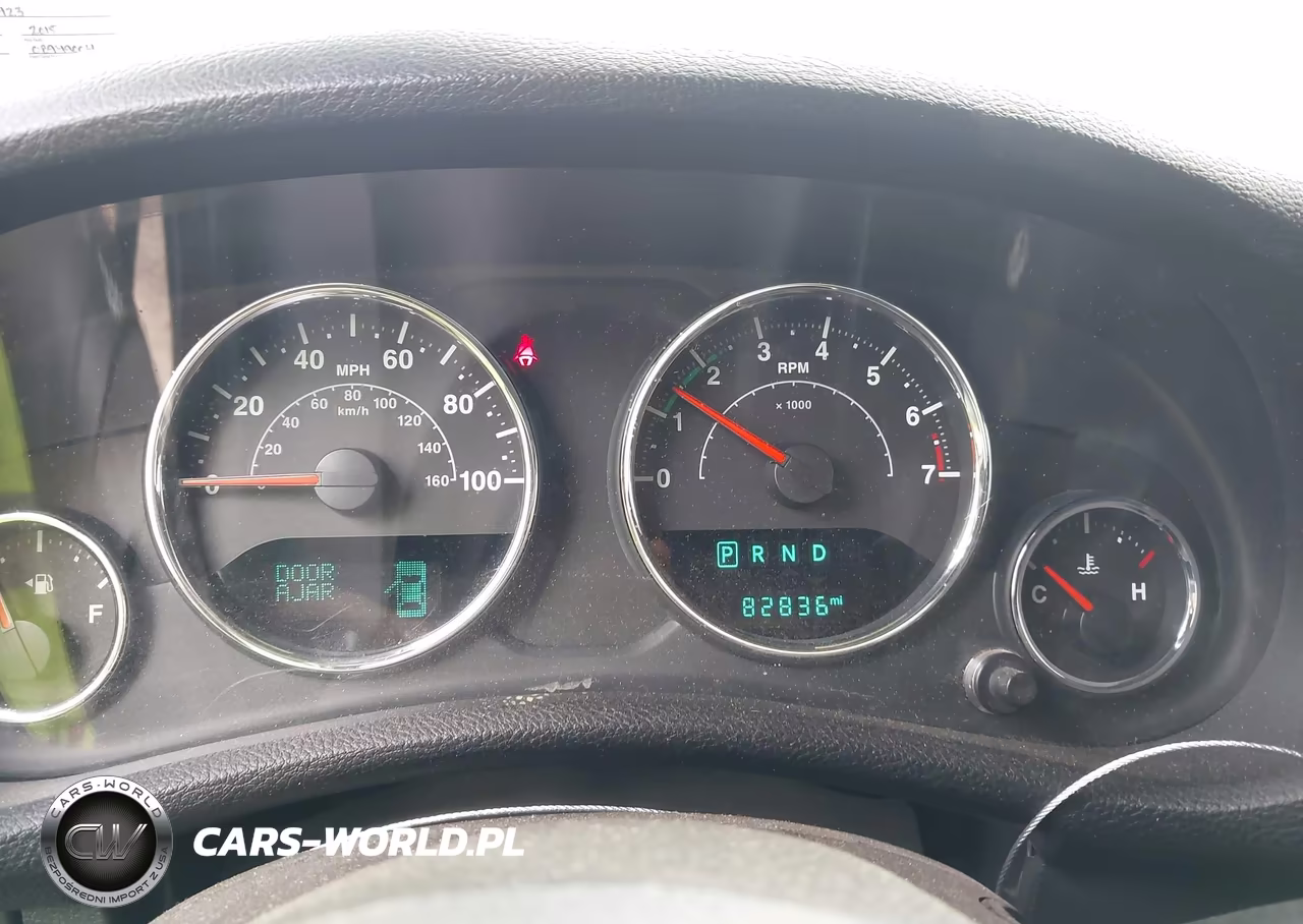 2015 Jeep Wrangler Unlimited Sport VIN:1C4HJWDG0FL688423 - 7