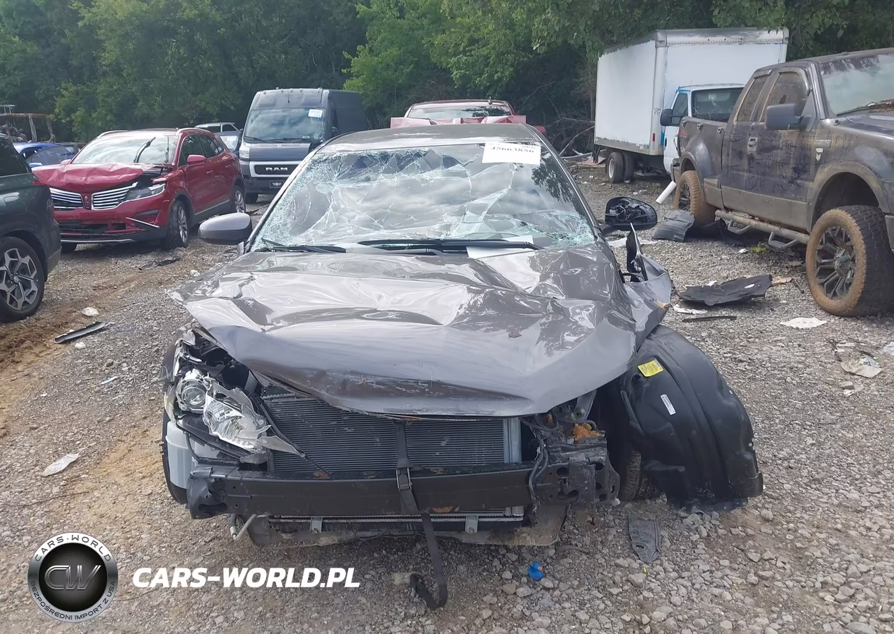 2016 Toyota Camry Le VIN:4T4BF1FKXGR569433 - 11