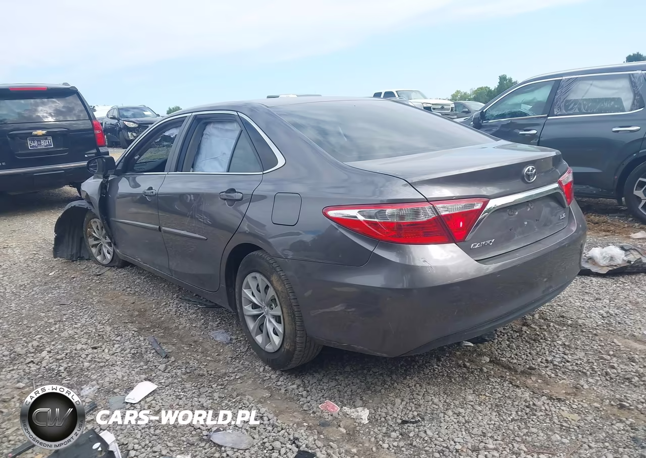 2016 Toyota Camry Le VIN:4T4BF1FKXGR569433 - 3