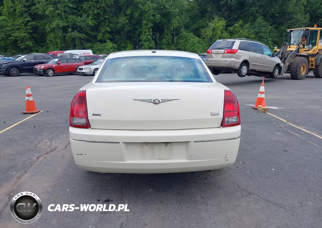 2007 Chrysler 300 Touring VIN:2C3LK53G57H821943 - 16