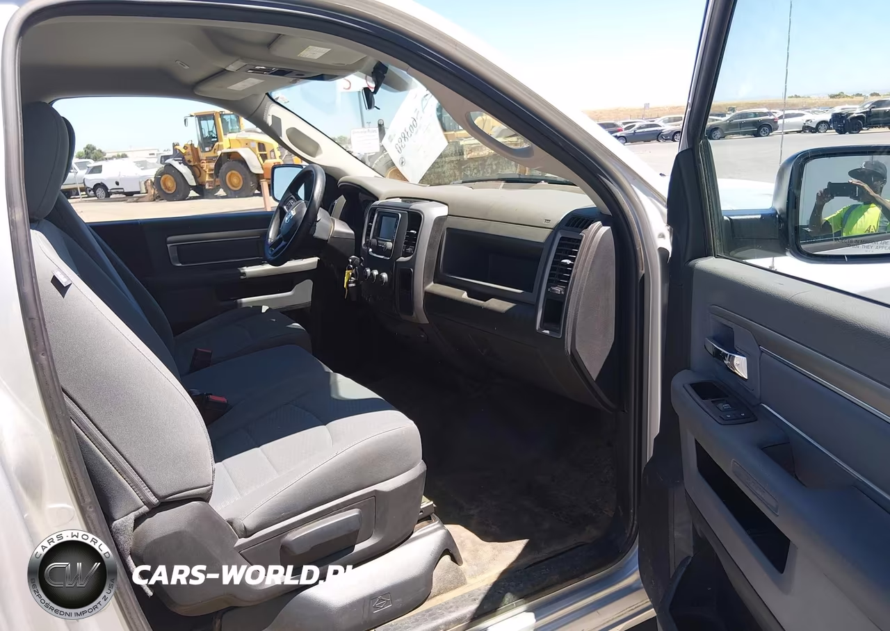 2017 Ram 1500 Tradesman 4X4 8' Box VIN:3C6JR7DT4HG535872 - 5