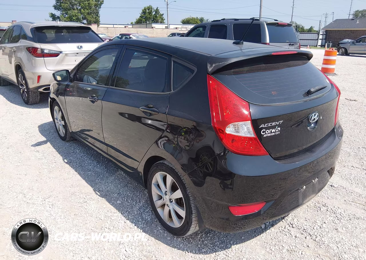 2013 Hyundai Accent Se VIN:KMHCU5AEXDU116745 - 3