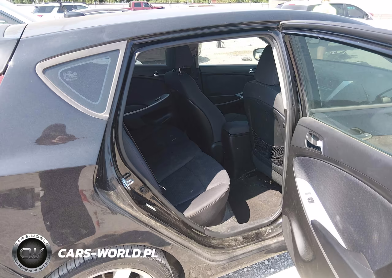 2013 Hyundai Accent Se VIN:KMHCU5AEXDU116745 - 8