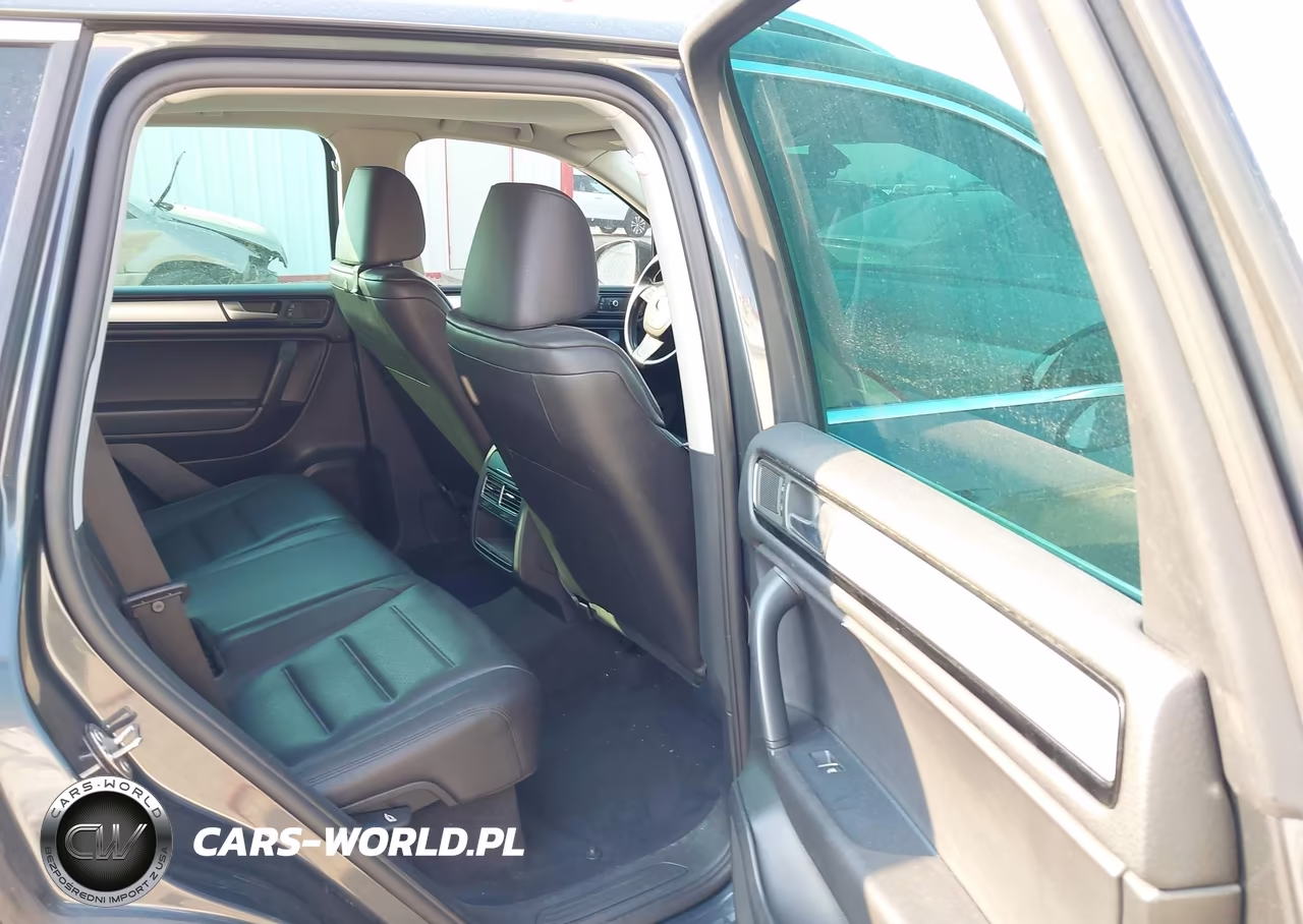 2011 Volkswagen Touareg Vr6 Sport VIN:WVGFF9BP0BD000661 - 8