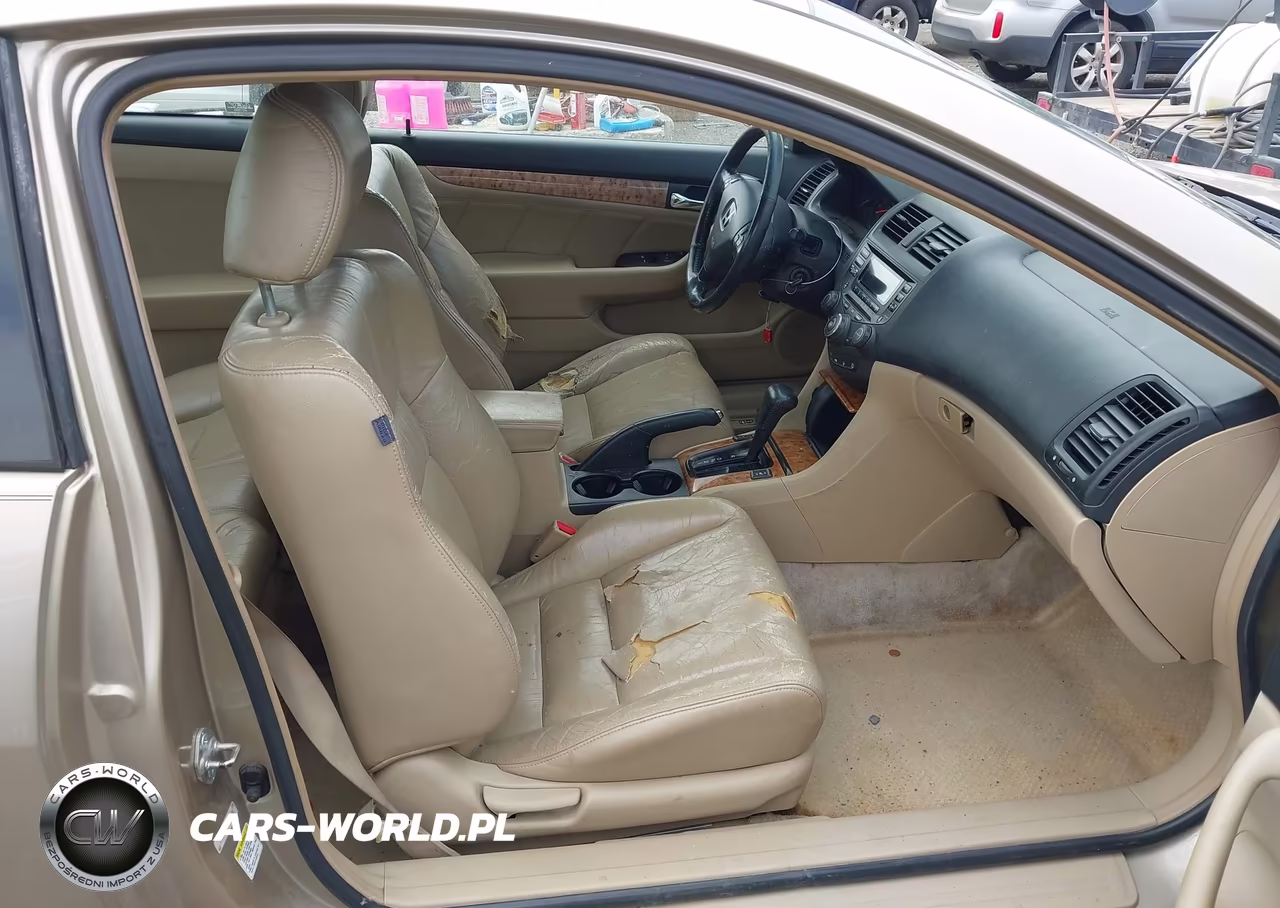 2003 Honda Accord Cpe Ex VIN:1HGCM82673A006136 - 5