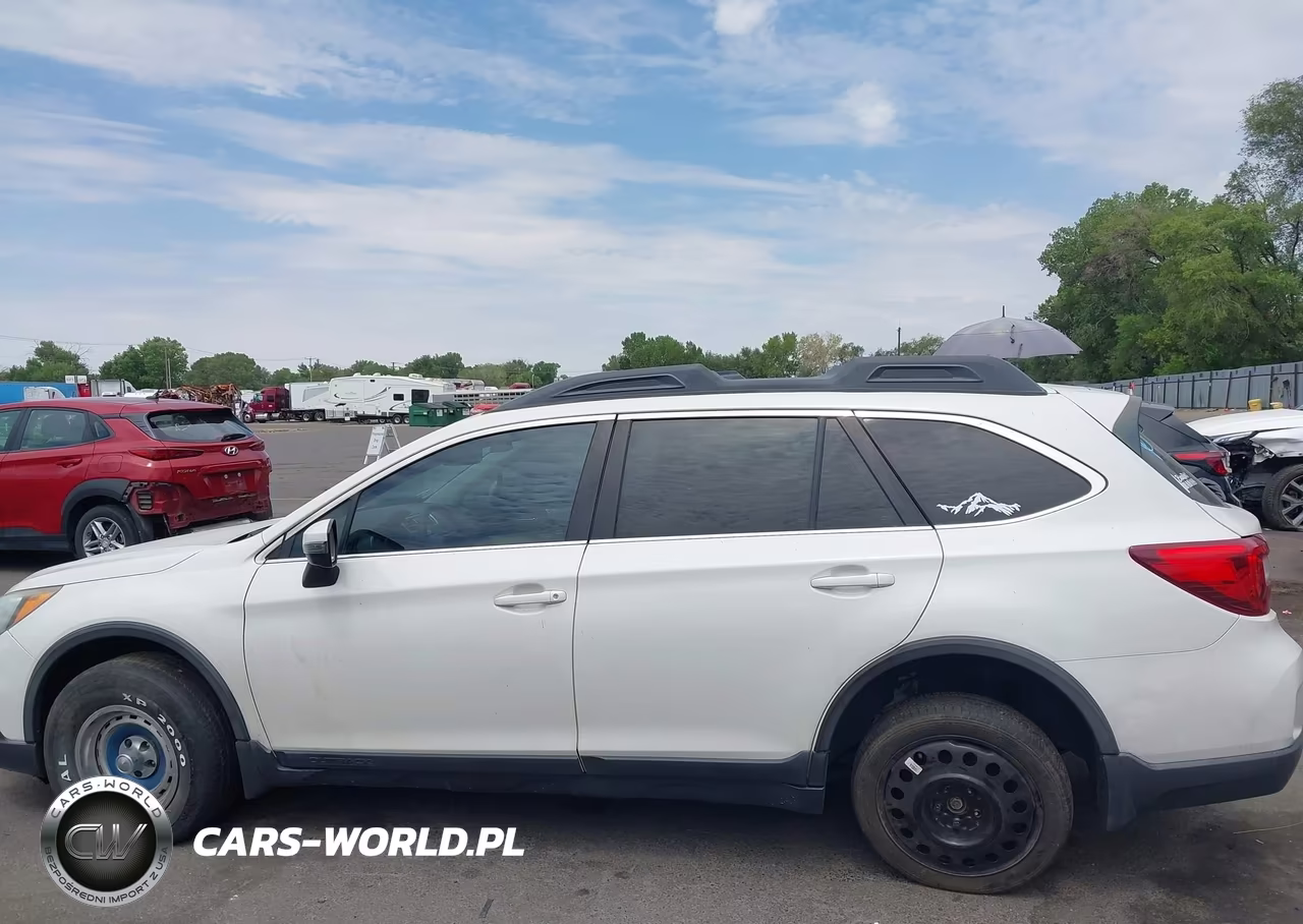 2016 Subaru Outback 2.5I Premium VIN:4S4BSAFC5G3215579 - 14