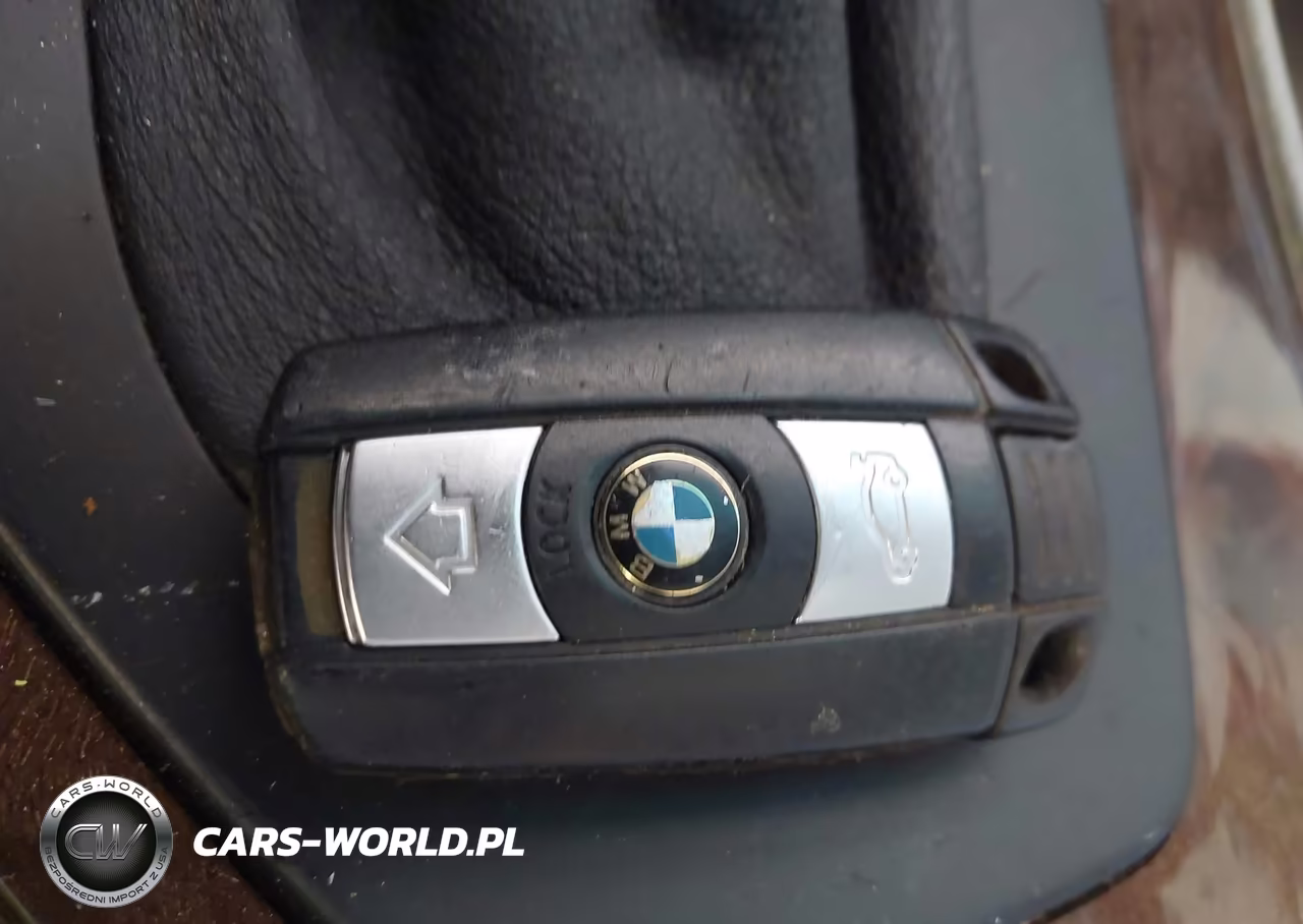 2011 BMW 328I VIN:WBAPH7G55BNM56533 - 11