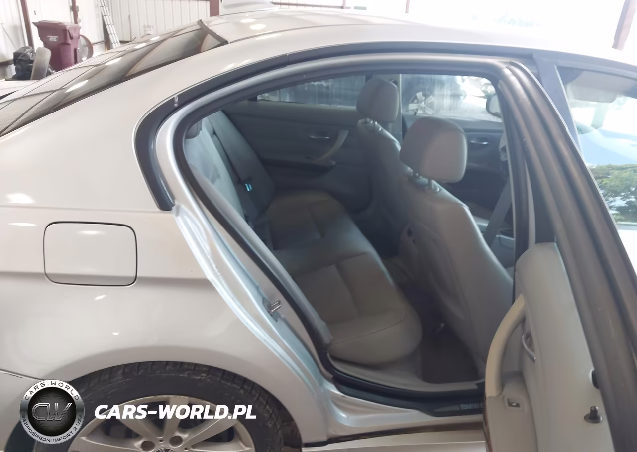 2011 BMW 328I VIN:WBAPH7G55BNM56533 - 8
