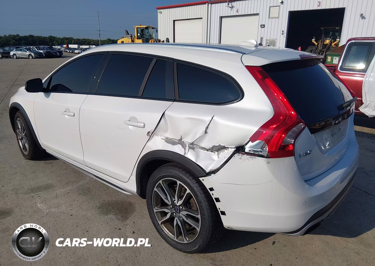 2016 Volvo V60 Cross Country T5 VIN:YV4612HK0G1003085 - 3