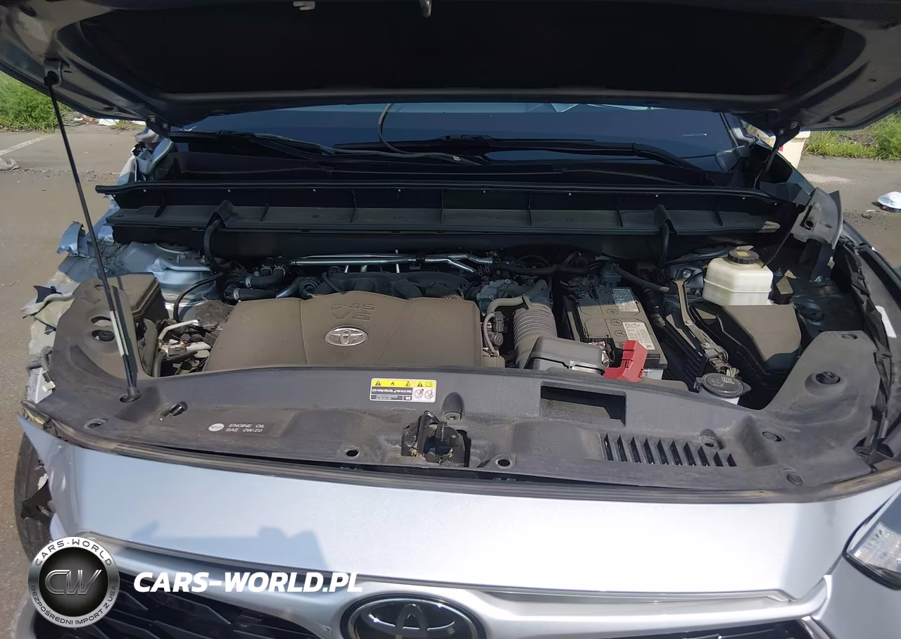 2020 Toyota Highlander Le VIN:5TDBZRBH3LS014711 - 10