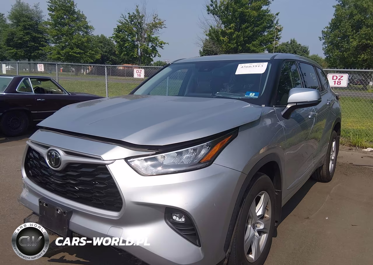 2020 Toyota Highlander Le VIN:5TDBZRBH3LS014711 - 2