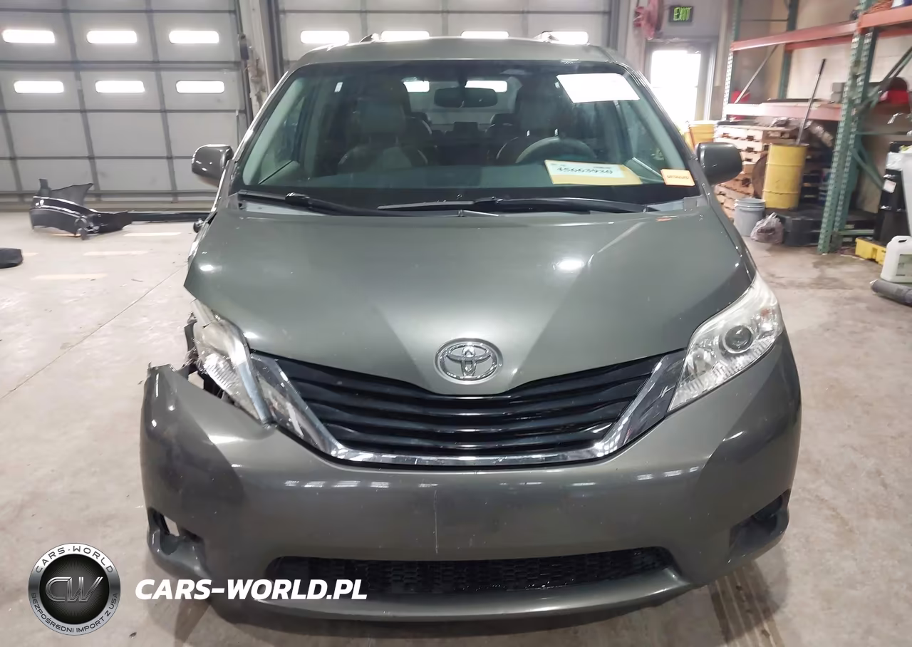 2013 Toyota Sienna Le V6 8 Passenger VIN:5TDKK3DC5DS325870 - 12
