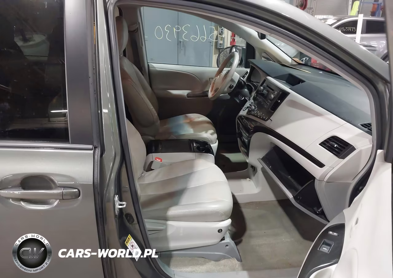 2013 Toyota Sienna Le V6 8 Passenger VIN:5TDKK3DC5DS325870 - 5