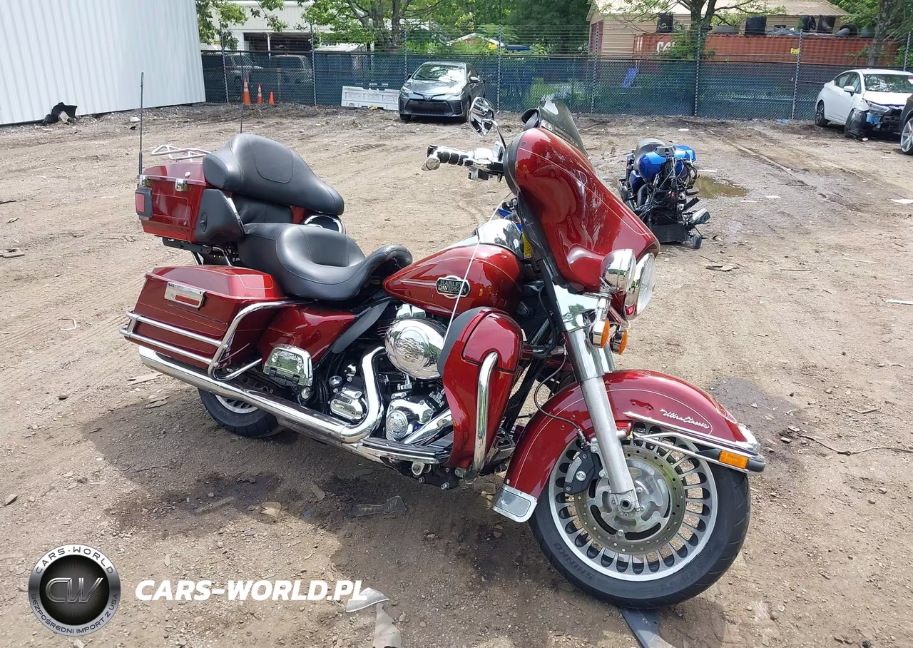 2010 Harley-Davidson Flhtcu – zdjęcie 1 z 13