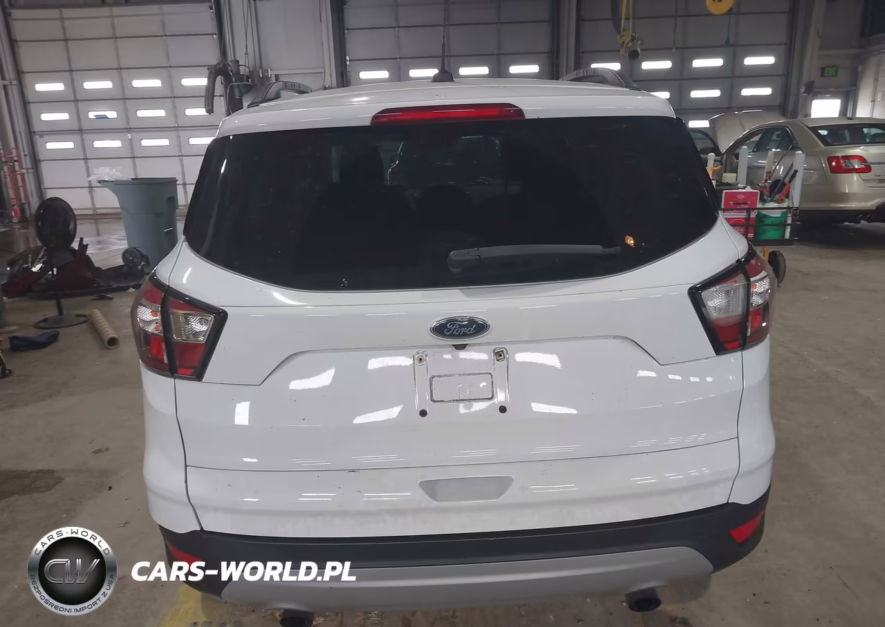 2018 Ford Escape Se VIN:1FMCU9GD9JUD19594 - 16