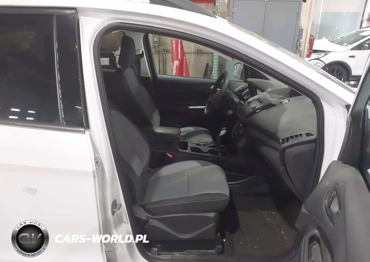 2018 Ford Escape Se VIN:1FMCU9GD9JUD19594 - 5