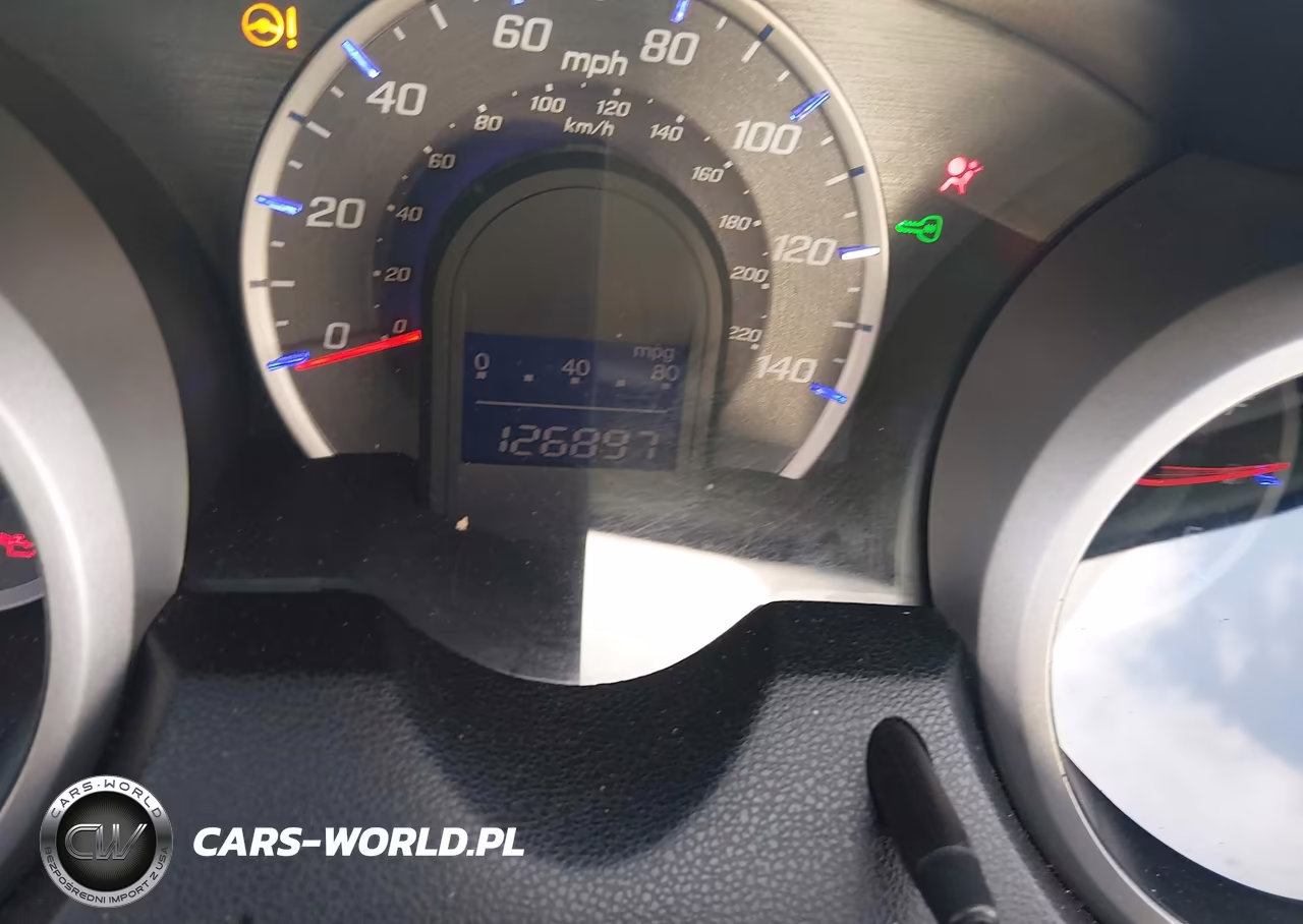2013 Honda Fit VIN:JHMGE8H36DC057898 - 7