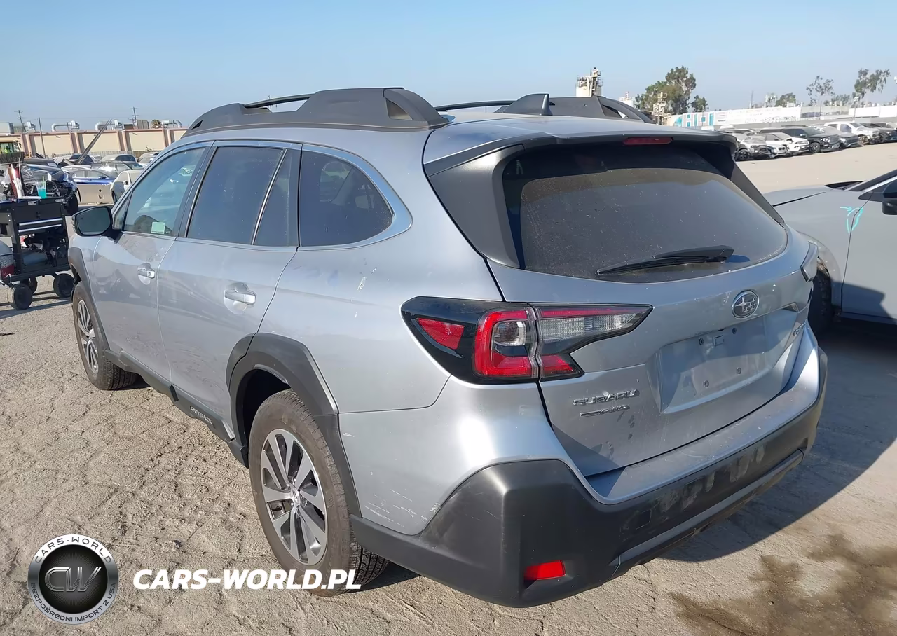2025 Subaru Outback Premium VIN:4S4BTAFC6S3118235 - 3