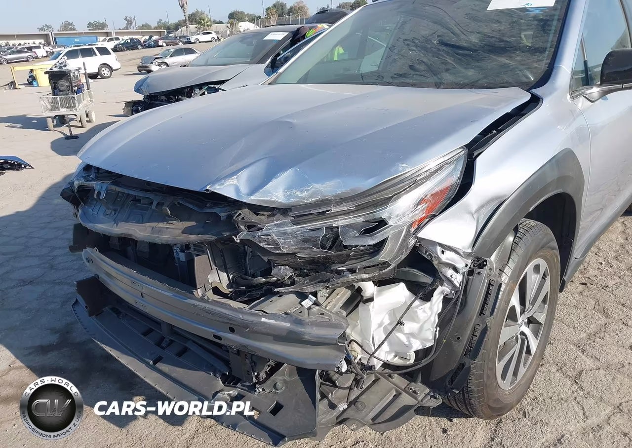 2025 Subaru Outback Premium VIN:4S4BTAFC6S3118235 - 6