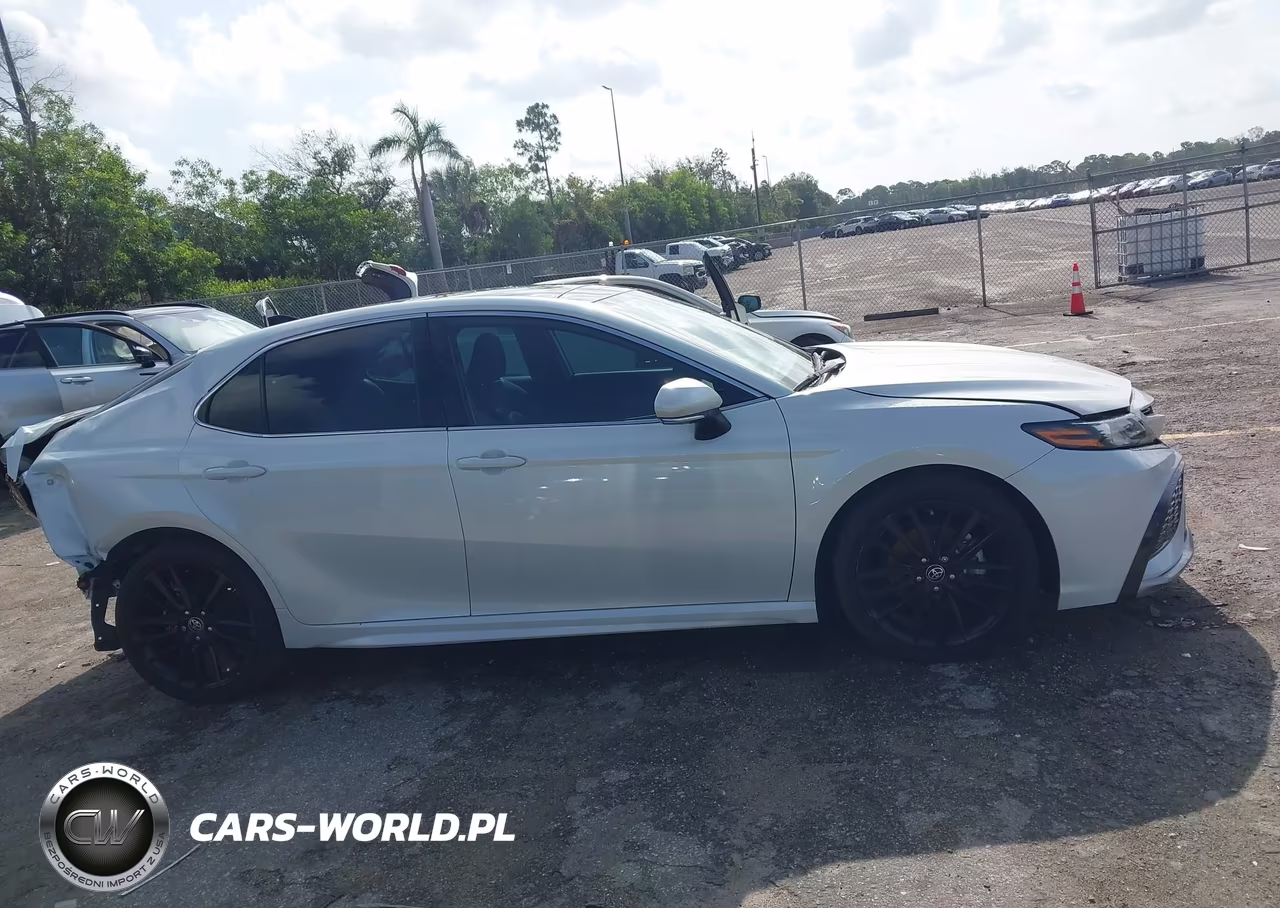 2022 Toyota Camry Xse VIN:4T1K61AKXNU002363 - 13