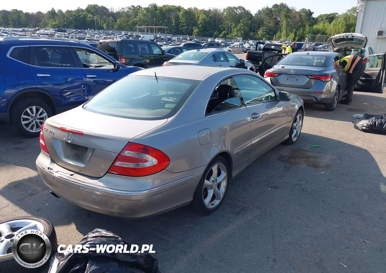 2004 Mercedes-Benz Clk 320 VIN:WDBTJ65JX4F078799 - 4