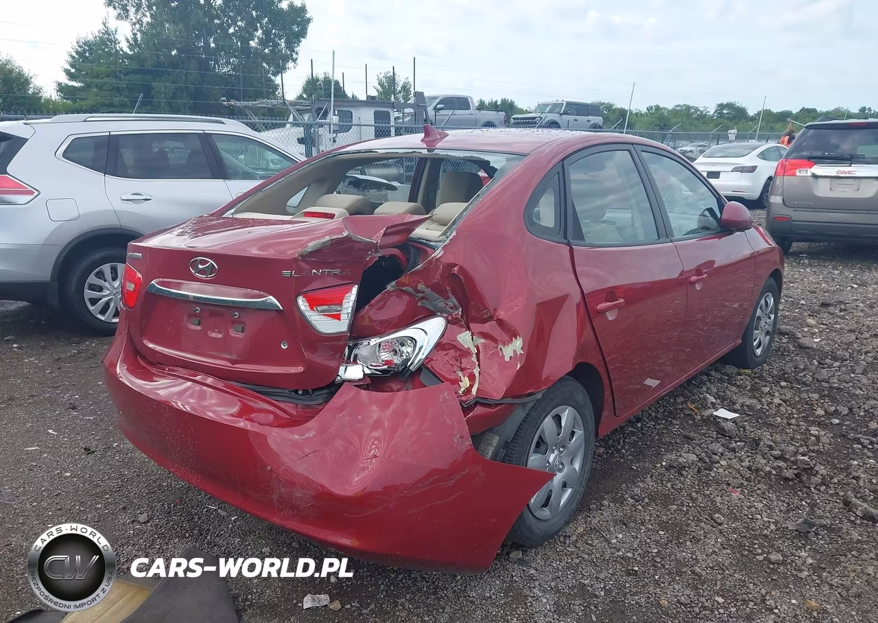 2010 Hyundai Elantra Gls VIN:KMHDU4AD6AU197003 - 4
