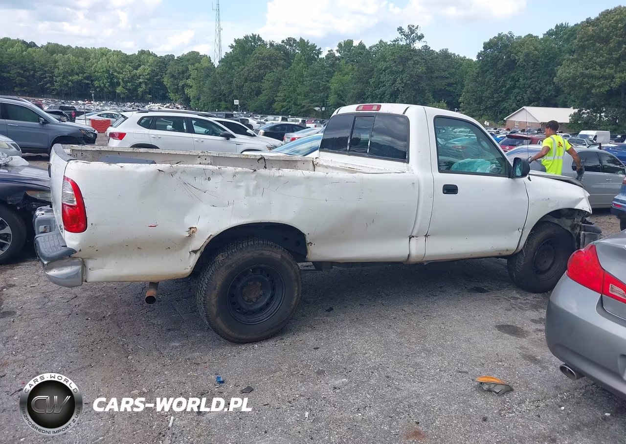 2005 Toyota Tundra Base V8 VIN:5TBJT32135S470037 - 13