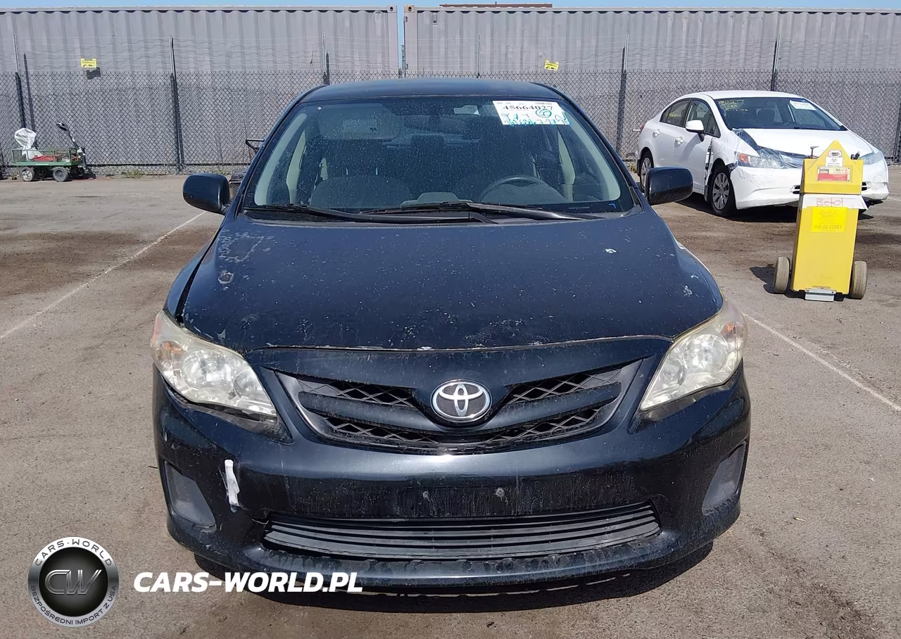 2012 Toyota Corolla Le VIN:JTDBU4EEXC9178104 - 12