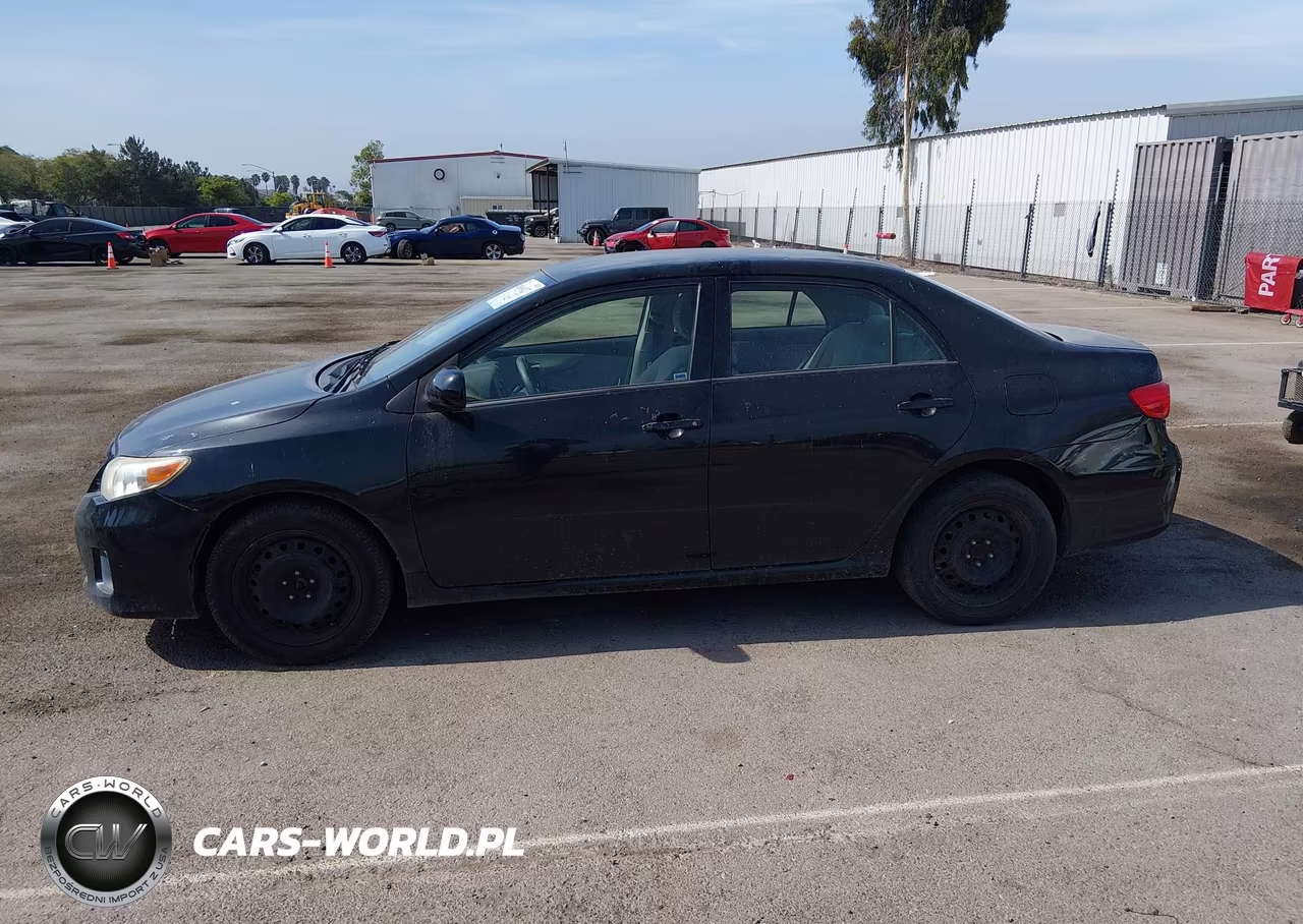 2012 Toyota Corolla Le VIN:JTDBU4EEXC9178104 - 14