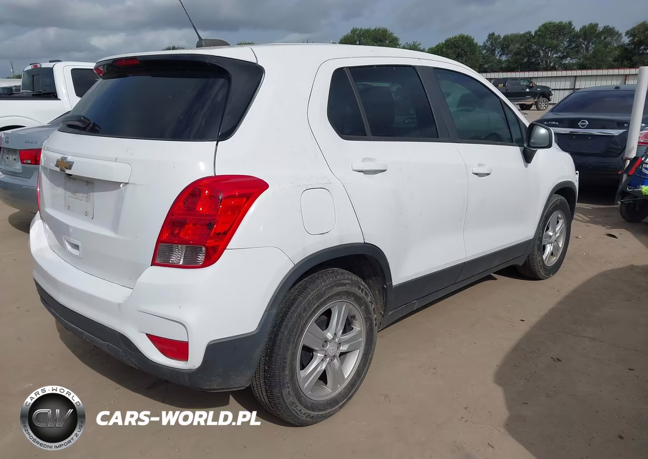 2020 Chevrolet Trax Fwd Ls VIN:3GNCJKSB9LL118616 - 4