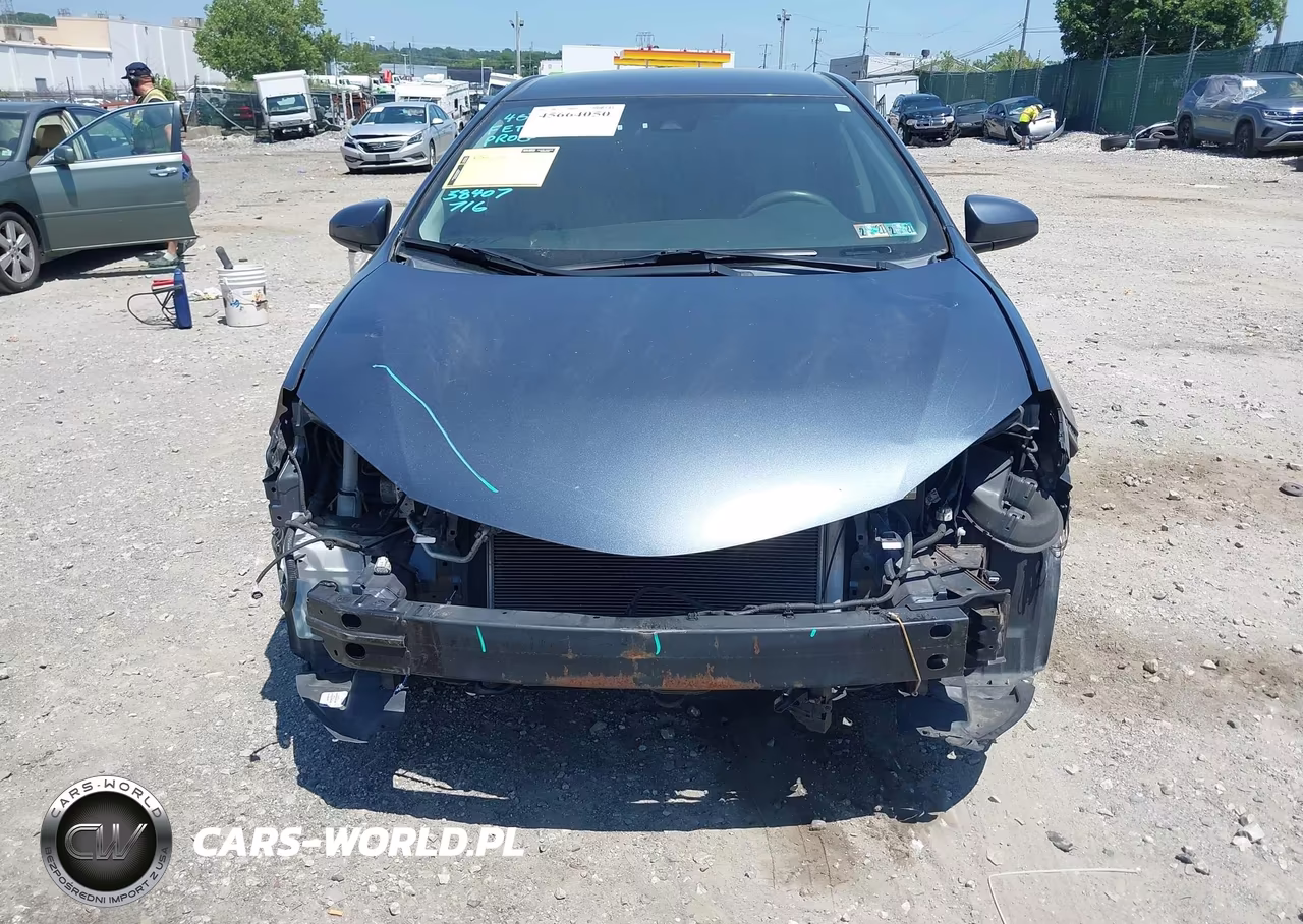2018 Toyota Corolla Le VIN:2T1BURHE7JC971232 - 11