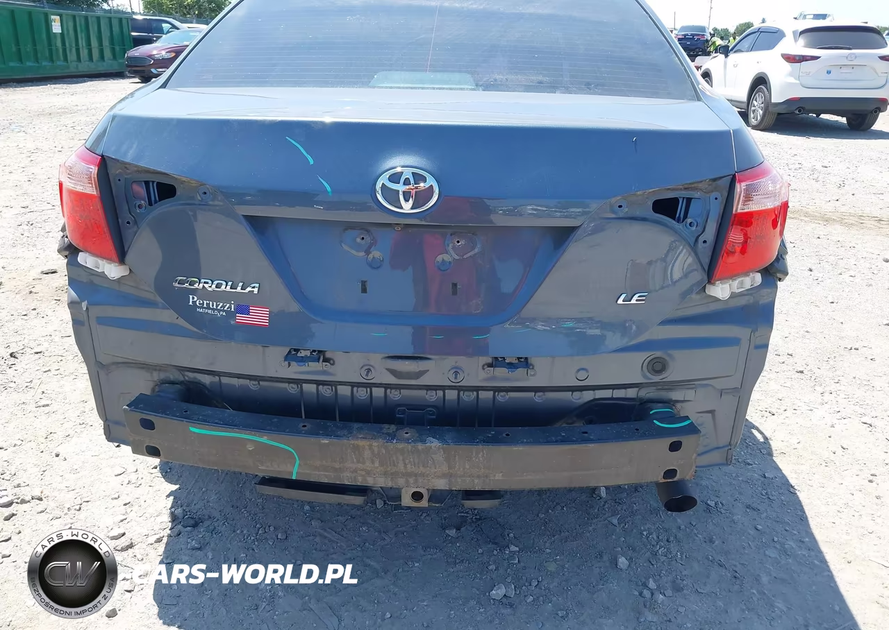 2018 Toyota Corolla Le VIN:2T1BURHE7JC971232 - 6