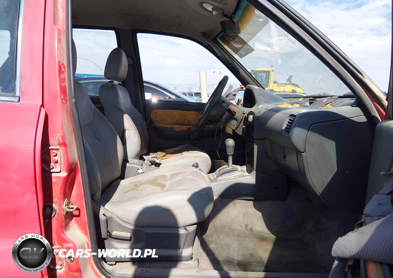 1996 Kia Sportage VIN:KNDJA723XT5519114 - 5