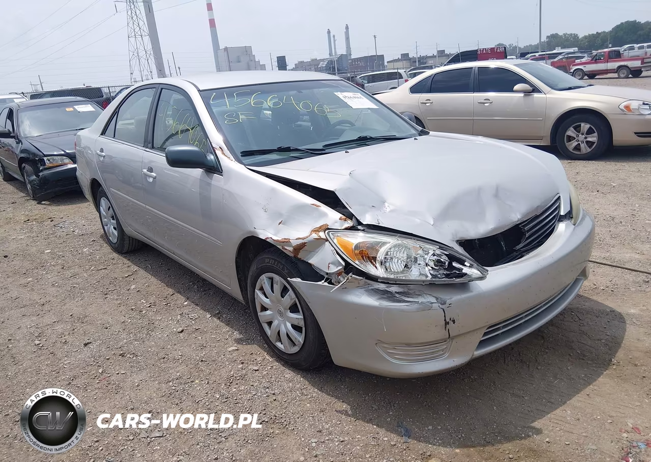 2005 Toyota Camry Std – zdjęcie 1 z 16