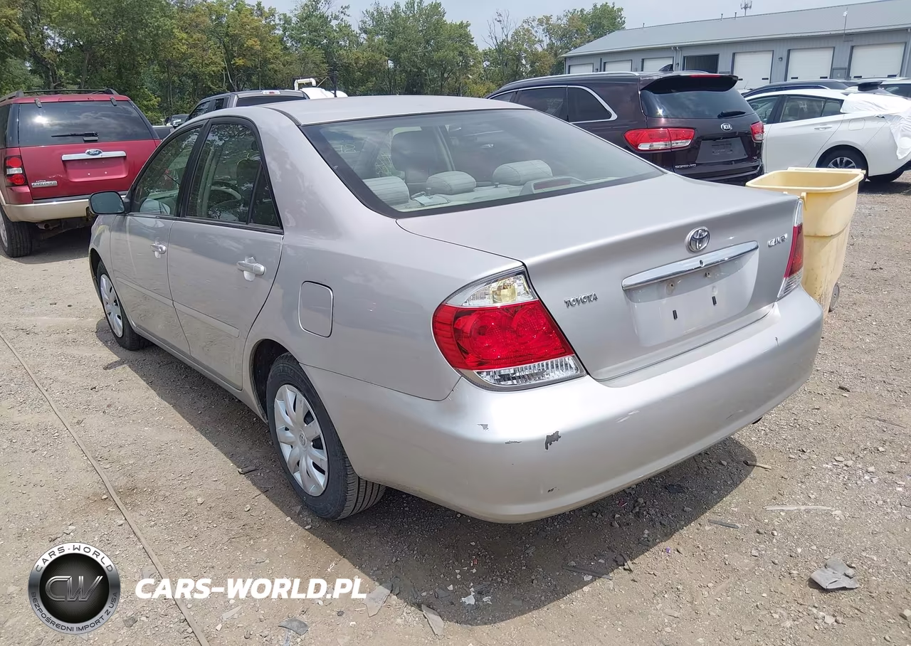 2005 Toyota Camry Std VIN:4T1BE32K45U038790 - 3