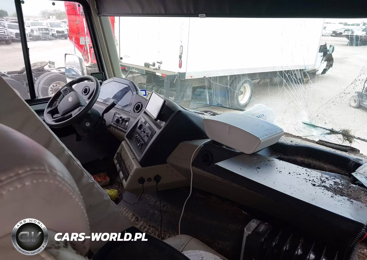 2020 Ford F53 VIN:1F66F5DN5L0A13720 - 5