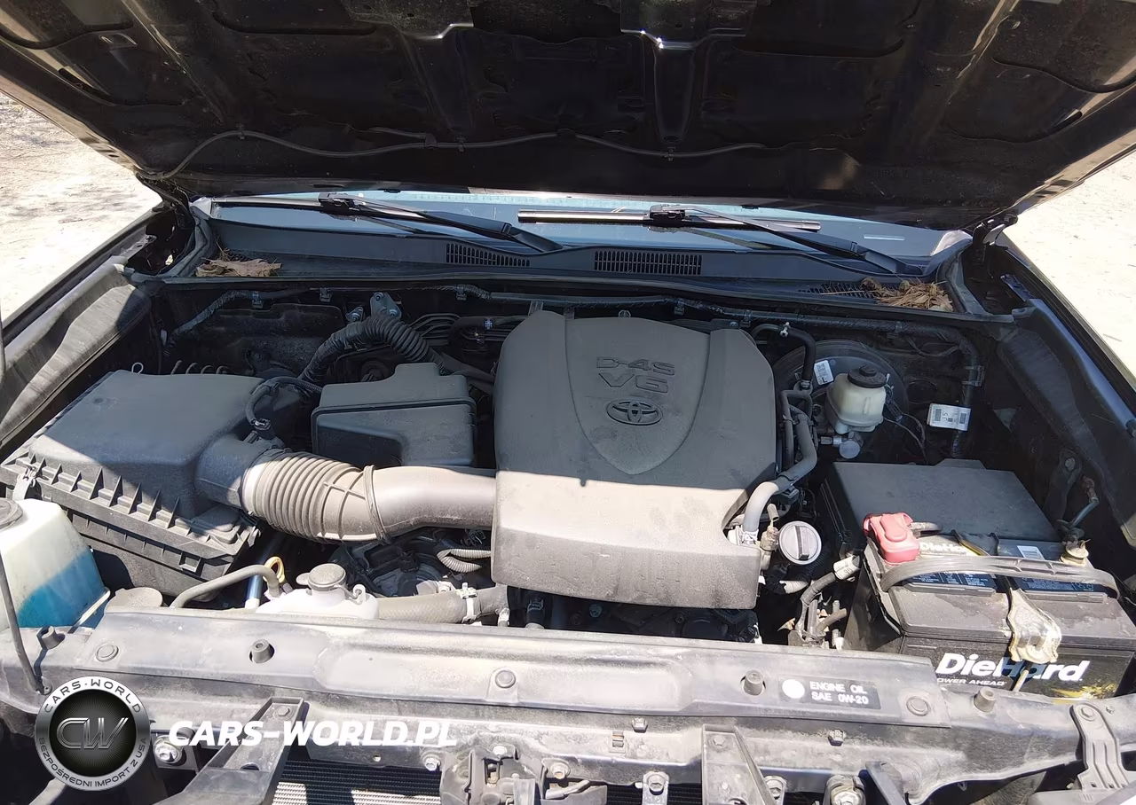 2018 Toyota Tacoma Sr5 V6 VIN:3TMCZ5AN1JM155083 - 10
