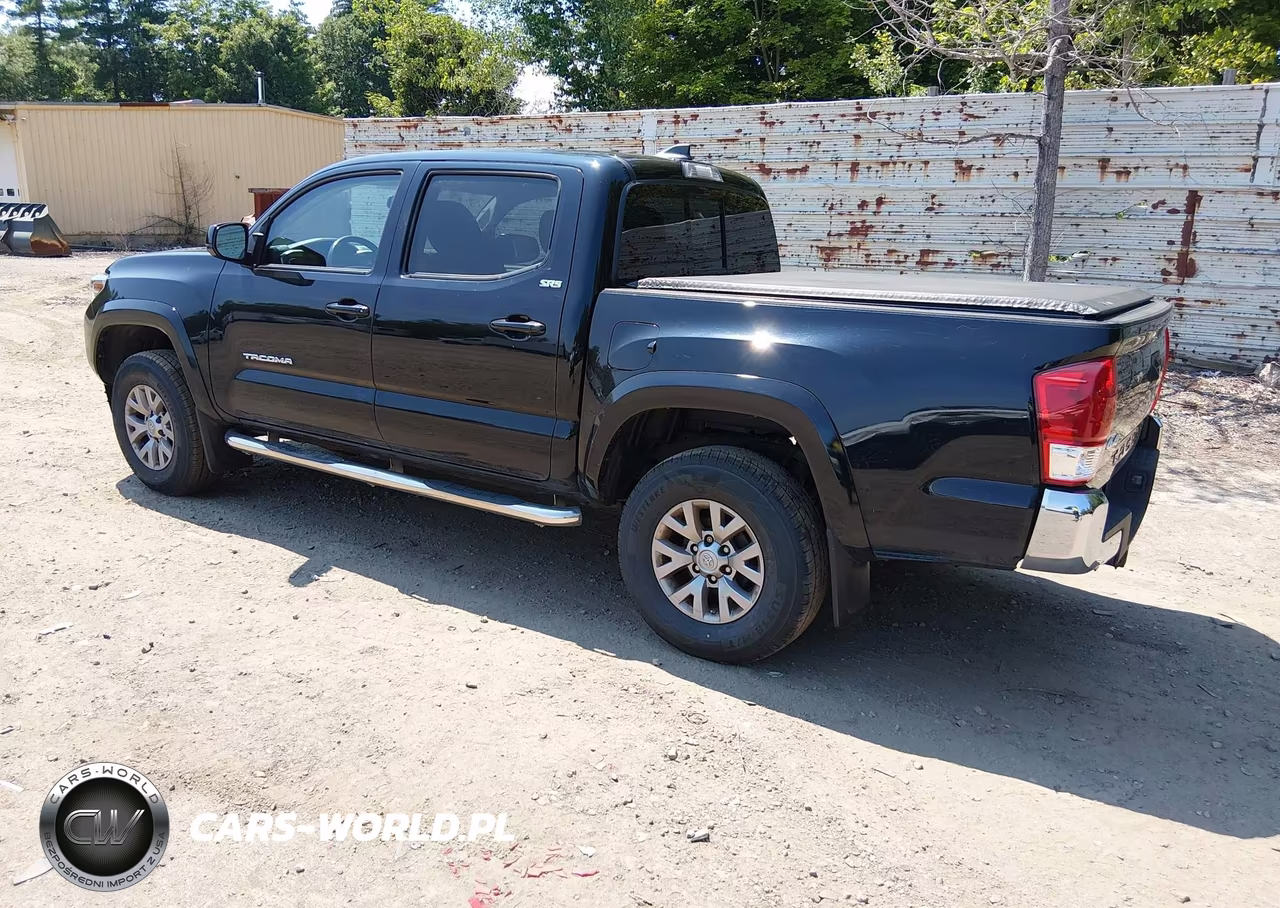 2018 Toyota Tacoma Sr5 V6 VIN:3TMCZ5AN1JM155083 - 3