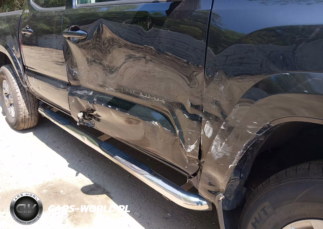 2018 Toyota Tacoma Sr5 V6 VIN:3TMCZ5AN1JM155083 - 6