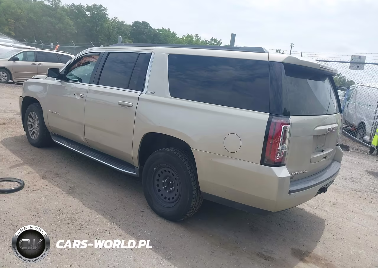 2017 GMC Yukon Xl Slt VIN:1GKS2GKC0HR141116 - 3