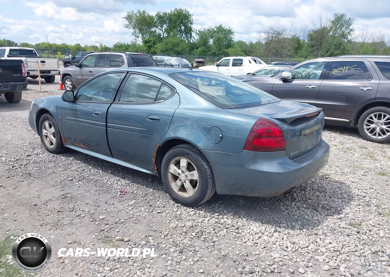 2007 Pontiac Grand Prix VIN:2G2WP582371156125 - 3
