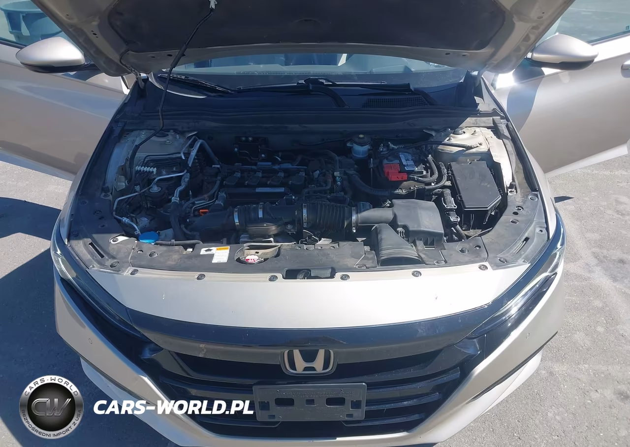2018 Honda Accord Touring VIN:1HGCV1F97JA218024 - 10